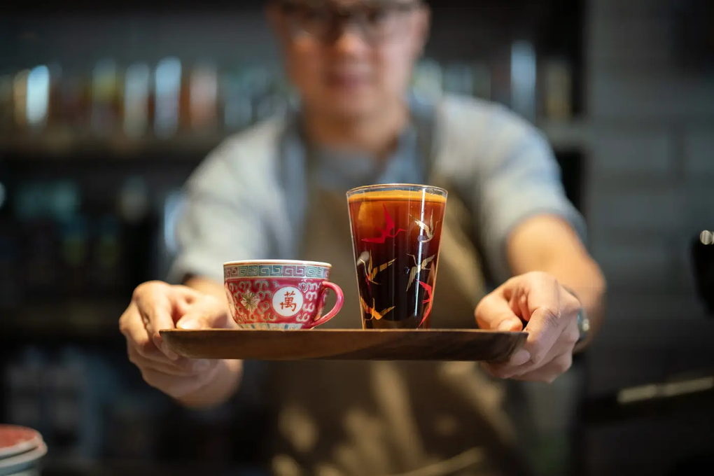 Khu phố Sheung Wan - “bản giao hưởng” giữa đền cổ, nghệ thuật và cà phê - 4