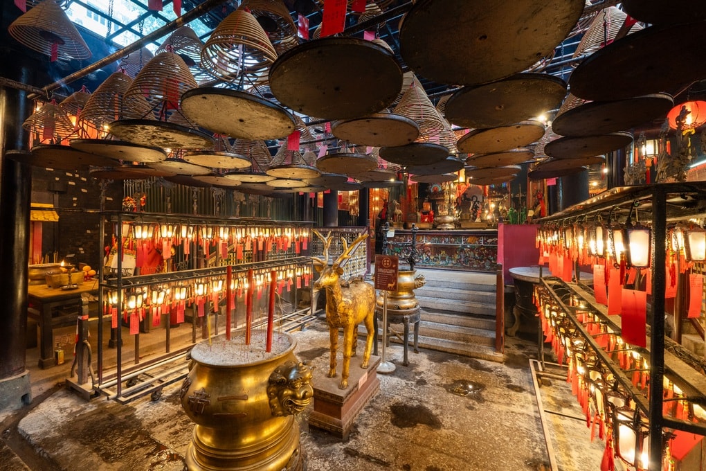 Khu phố Sheung Wan - “bản giao hưởng” giữa đền cổ, nghệ thuật và cà phê - 1