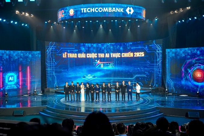 4 đội lọt vào vòng Chung kết A.I thực chiến mùa đầu tiên. Ảnh: Techcombank