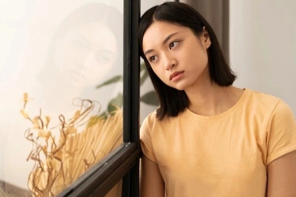 Nghe bạn trai trả lời điện thoại, tôi lập tức “bỏ của chạy lấy người” - 1