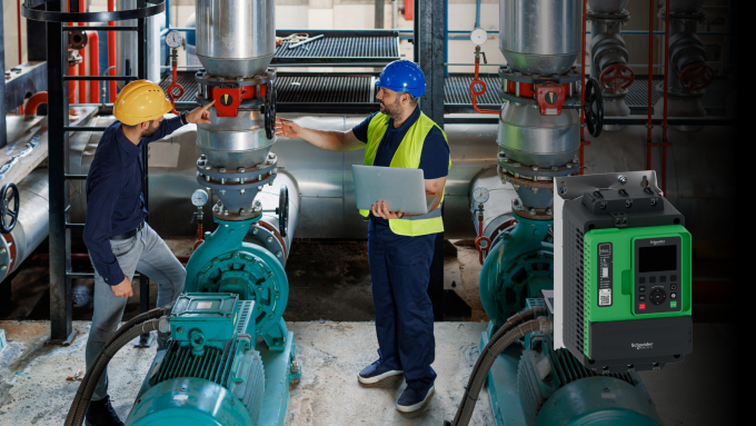 Một dòng máy dùng trong ngành chế biến, hạ tầng xử lý nước, khai khoáng, hệ thống sưởi, thông gió và điều hòa không khí được Schneider Electric (Pháp) mang đến Việt Nam năm qua. Ảnh công ty cung cấp