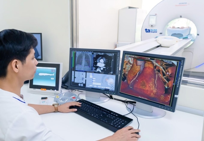 Chụp tầm soát lồng ngực cho người bệnh bằng hệ thống CT Somatom Force VB30. Ảnh: Phòng khám Đa Khoa Tâm Anh Quận 7