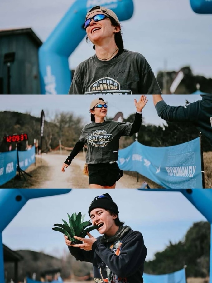 Molly Seidel thi đấu và ăn mừng khi về nhất giải HOKA Bandera Endurance Trail Race. Ảnh: Flotrack