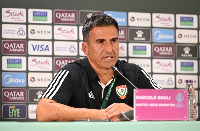 HLV Marcelo Broli của UAE họp báo sau trận hòa Syria 1-1 ở lượt cuối bảng B U23 châu Á 2026, trên sân Prince Abdullah Al Faisal vào rạng sáng 14/1/2026. Ảnh: AFC
