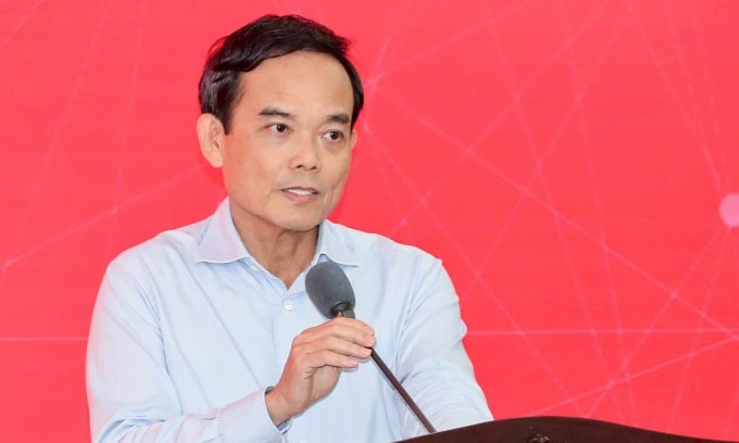 Bí thư Thành ủy TP HCM Trần Lưu Quang phát biểu tại hội nghị, sáng 14/1. Ảnh: An Phương