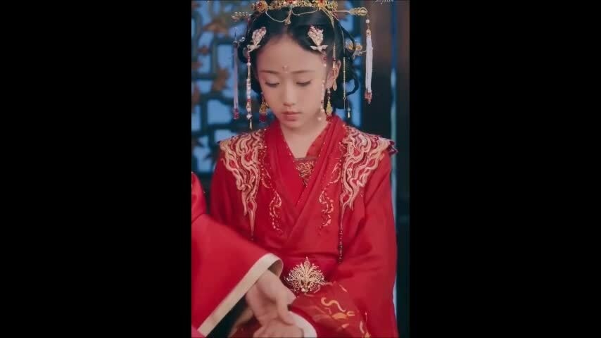 Phim bị xóa sổ vì tình tiết bé '7 tuổi lấy chồng, 15 tuổi sinh con'