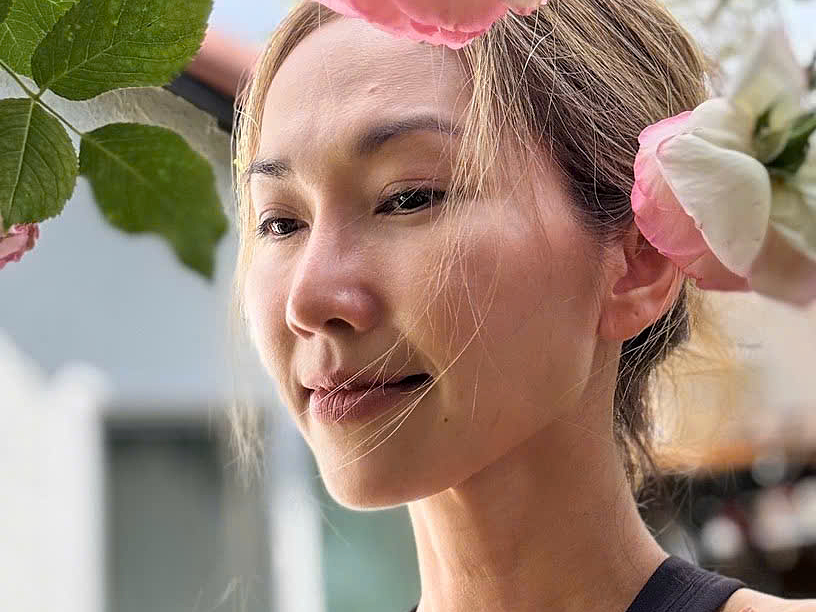 Kim Hiền thích đi dạo con đường gần nhà tại Mỹ