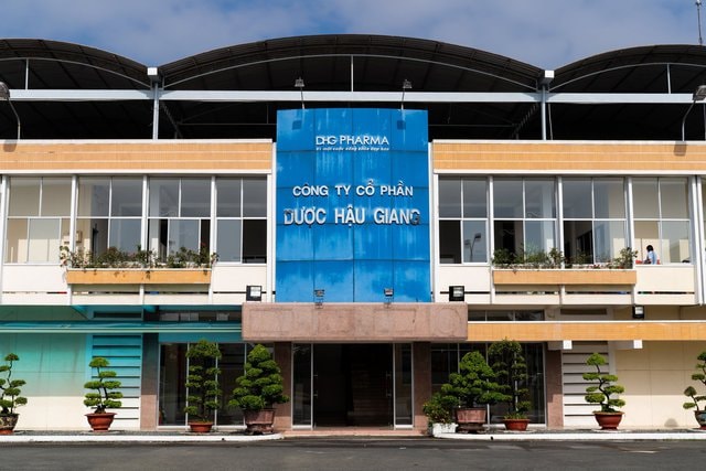 Loạt mỹ phẩm do Dược Hậu Giang phân phối bị Bộ Y tế “tuýt còi"- Ảnh 2.