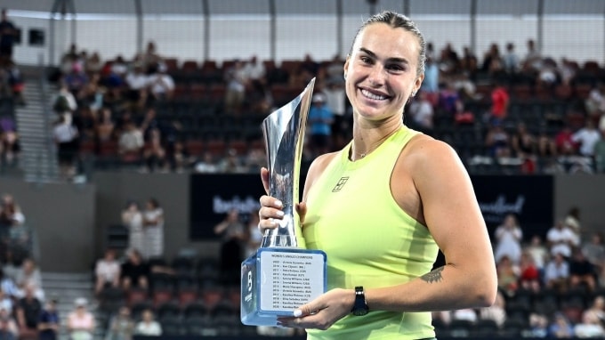 Sabalenka chạy đà tốt cho Australia Mở rộng bằng danh hiệu tại Brisbane tuần trước. Ảnh: Reuters