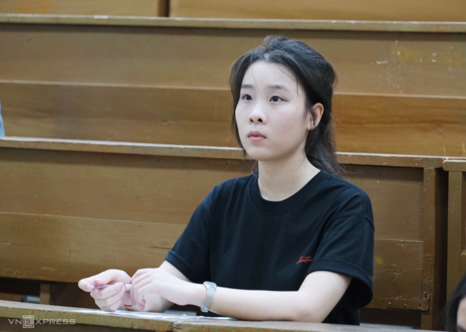 Thí sinh thi đánh giá năng lực SPT Đại học Sư phạm Hà Nội năm 2025. Ảnh: Dương Tâm