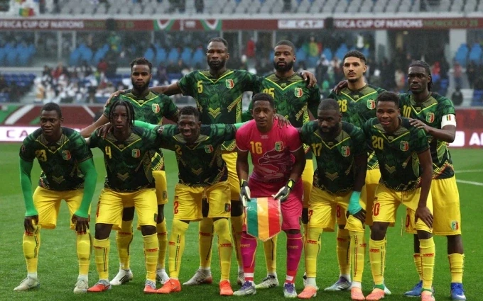 Chiến thắng của Mali trước Tunisia khiến người hâm mộ tin rằng thầy bói. Karamogo Sinayokocó năng lực siêu nhiên. Ảnh: Telegraph