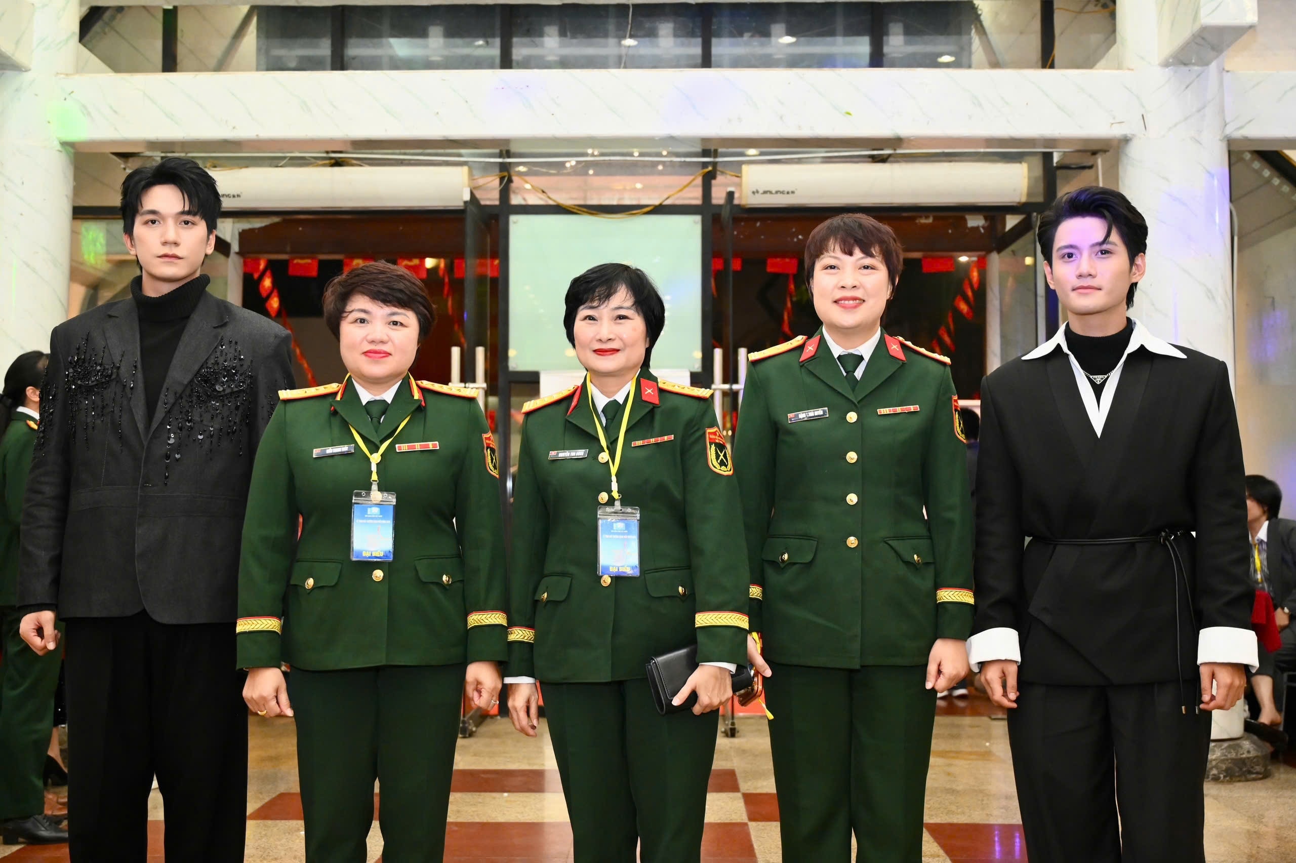 Canh dieu vang,  giai thuong dien anh anh 6