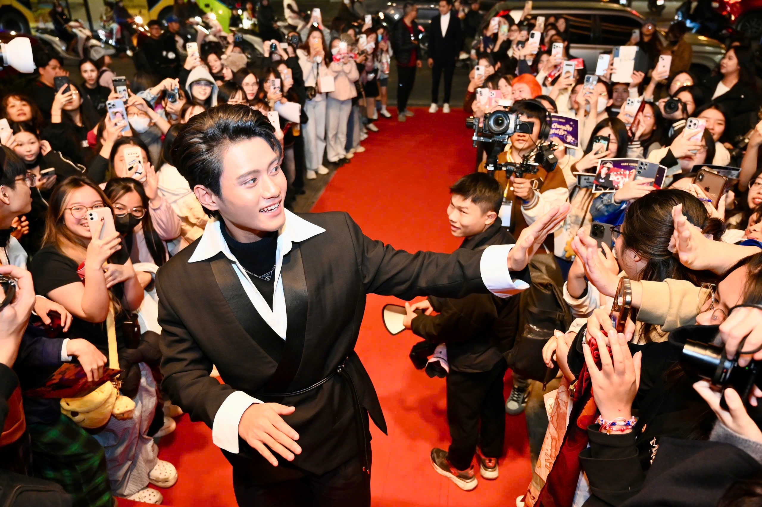 Canh dieu vang,  giai thuong dien anh anh 8