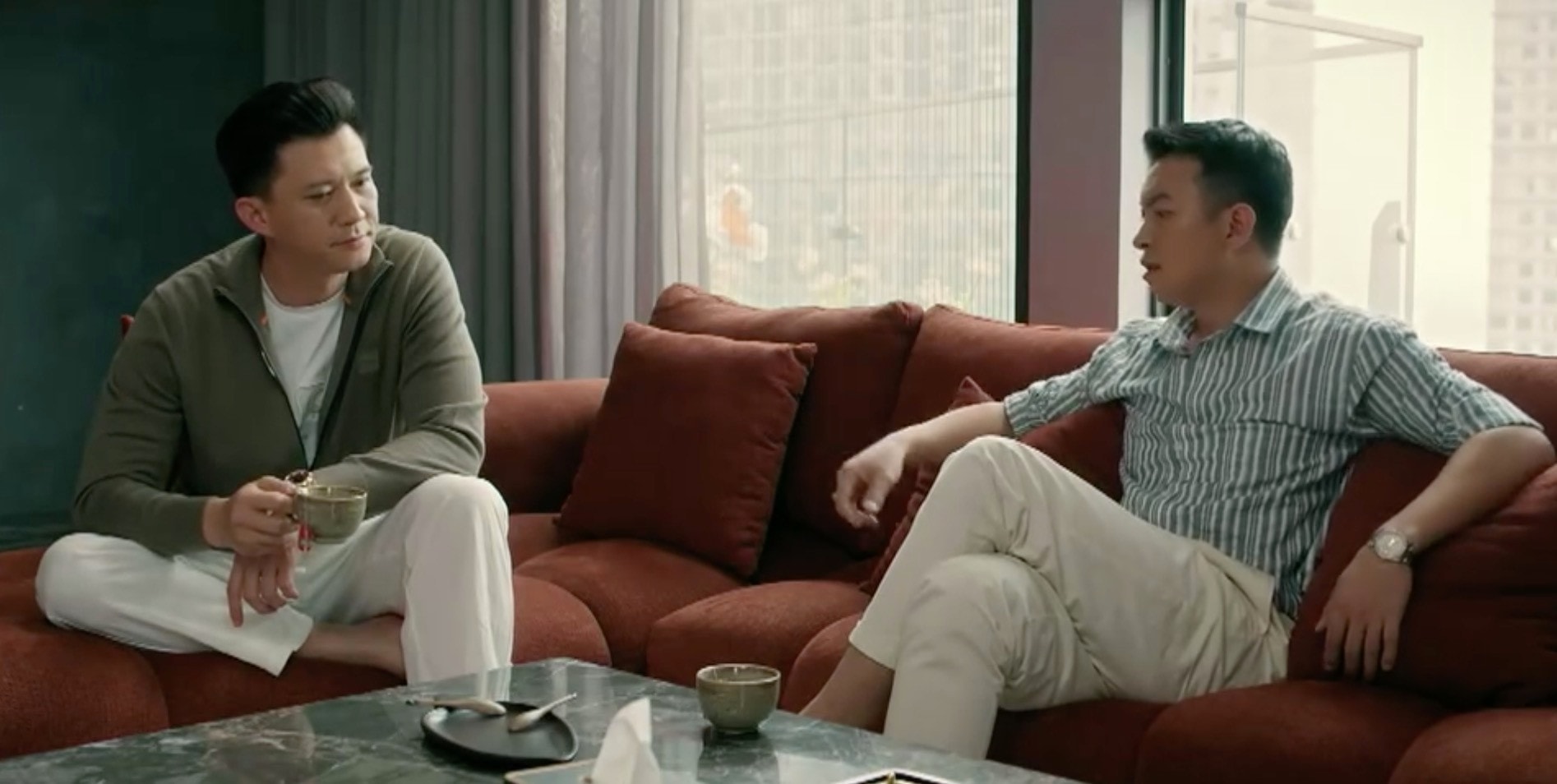 Trường hối thúc Viễn tiếp cận Ngân sau ly hôn.