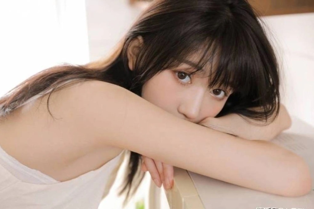 Tôi gửi con về ngoại, mặc váy gợi cảm, chồng vẫn quay lưng - 1 Tôi gửi con về ngoại, mặc váy gợi cảm, chồng vẫn quay lưng - 1