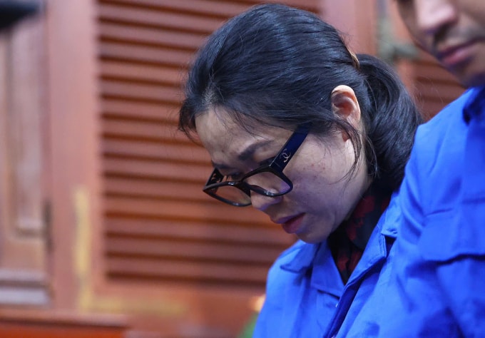 Bị cáo Hồ Thị Thanh Phương tại tòa sáng nay. Ảnh: Trần Quỳnh