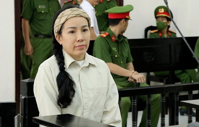 Bị cáo Đinh Thị Lan tại tòa hôm nay. Ảnh: Bình Nguyên