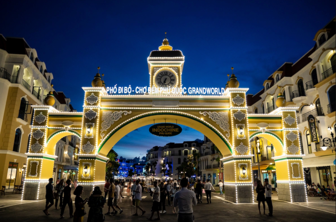 Chợ đêm Grand World. Ảnh: Le Pa Da