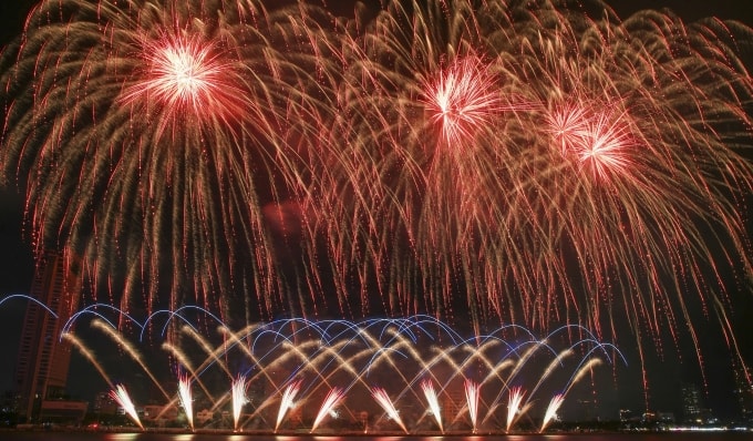 Kỹ thuật trình diễn hiện đại tại DIFF 2025 sẽ được ứng dụng trong màn pháo hoa nghệ thuật tầm cao tại Hà Nội. Ảnh: Ánh Dương