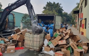 Nhiều người tiệc tùng liên miên dịp cuối năm, bác sĩ cảnh báo ngộ độc rượu - Ảnh 5.