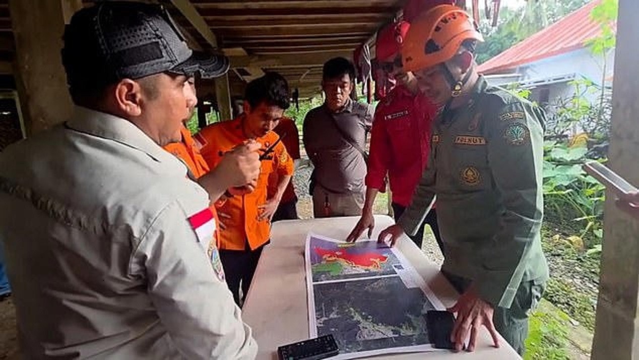 Các đội cứu hộ đã tiếp cận khu vực.