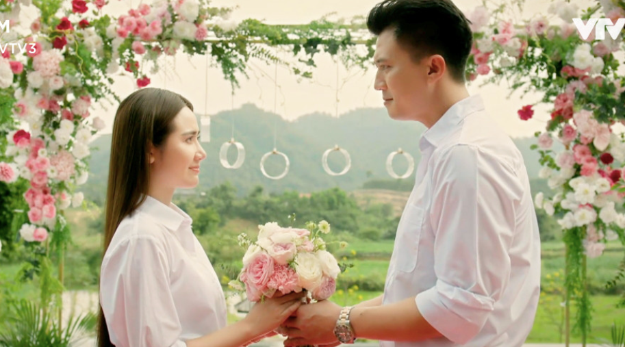 Viễn - Ngân có cái kết đẹp khi cả hai về bên nhau.