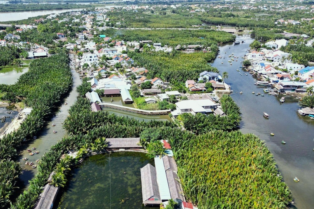 “Miền Tây thu nhỏ” giữa lòng Đà Nẵng lọt top 20 làng đẹp nhất thế giới - 1