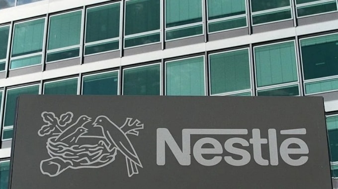 Nestlé hiện chưa ghi nhận trường hợp ngộ độc nào được xác nhận có liên quan đến các sản phẩm nằm trong diện thu hồi. Ảnh: Euronews