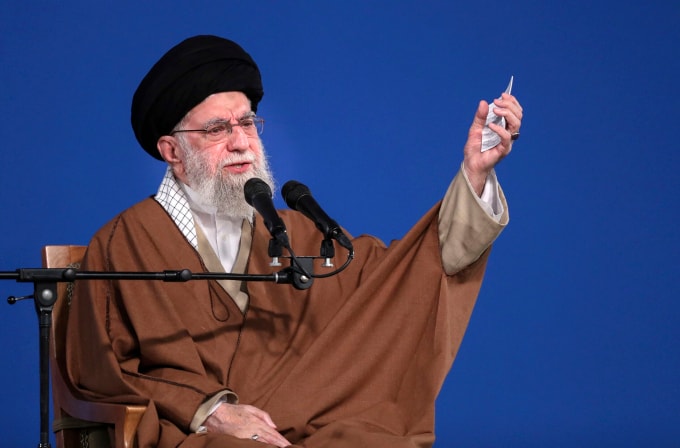 Lãnh tụ tối cao Iran Ali Khamenei tại Tehran ngày 21/3/2025. Ảnh: AP