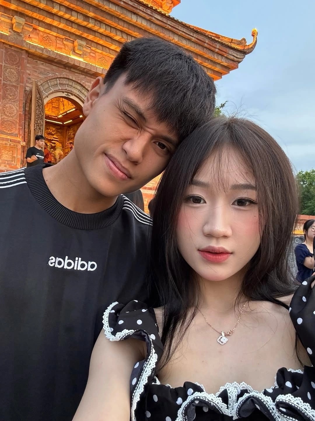 Là bạn gái của Phạm Minh Phúc, cô càng nhận được nhiều sự quan tâm. Trên mạng xã hội, cả hai thoải mái chia sẻ những khoảnh khắc bên nhau.