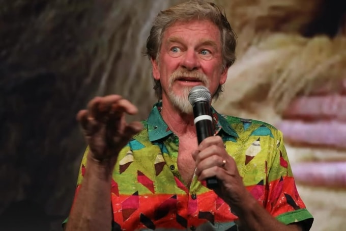 Đạo diễn Roger Allers trong buổi hội thảo của Disney Animation kỷ niệm 30 năm phim Vua sư tử ra mắt, vào năm 2024. Ảnh: Instagram Roger Allers