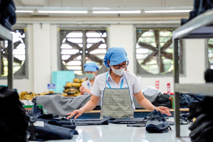 Công nhân tại một nhà máy dệt may tại Đà Nẵng. Ảnh: Nguyễn Đông