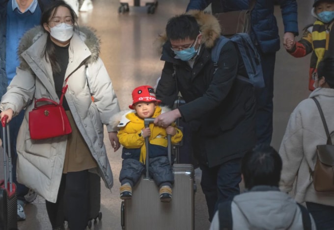 Dân số Trung Quốc giảm 3,39 triệu người, đánh dấu năm thứ 4 liên tiếp sụt giảm. Ảnh: AP