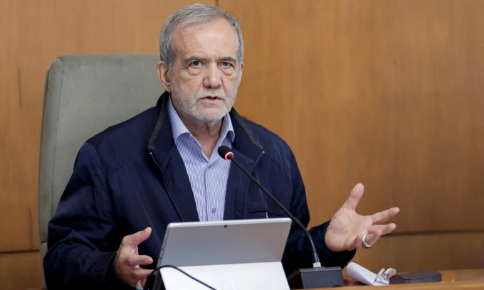 Tổng thống Iran Masoud Pezeshkian tại Tehran tháng 6/2025. Ảnh: AFP