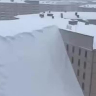 Bão tuyết gây đảo lộn cuộc sống ở vùng Viễn Đông Nga