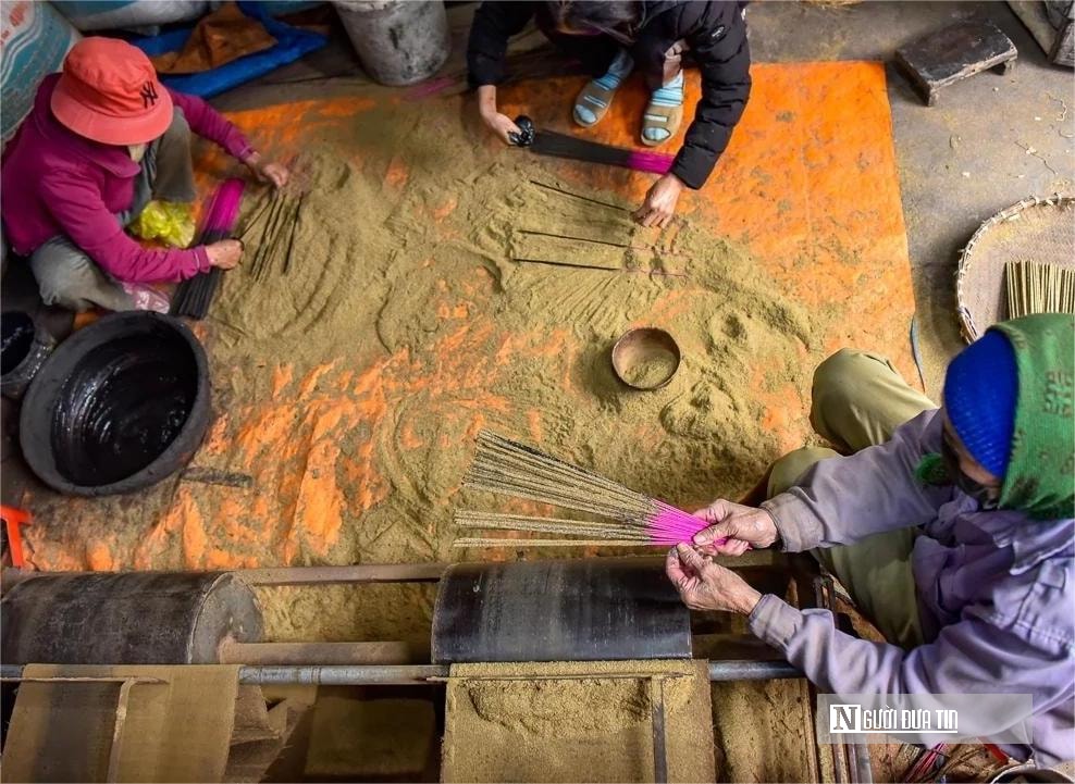 Giữ mùi hương Tết ở làng hương trăm năm Đông Khê- Ảnh 8.