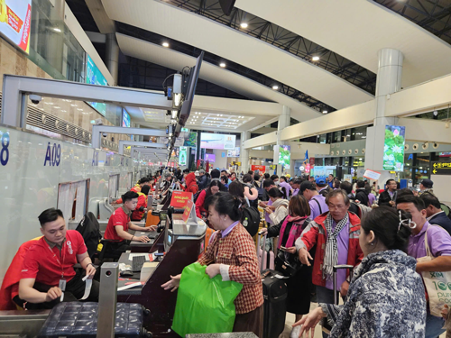 Ngân hàng nước ngoài lạc quan về kinh tế Việt Nam - Ảnh 1.