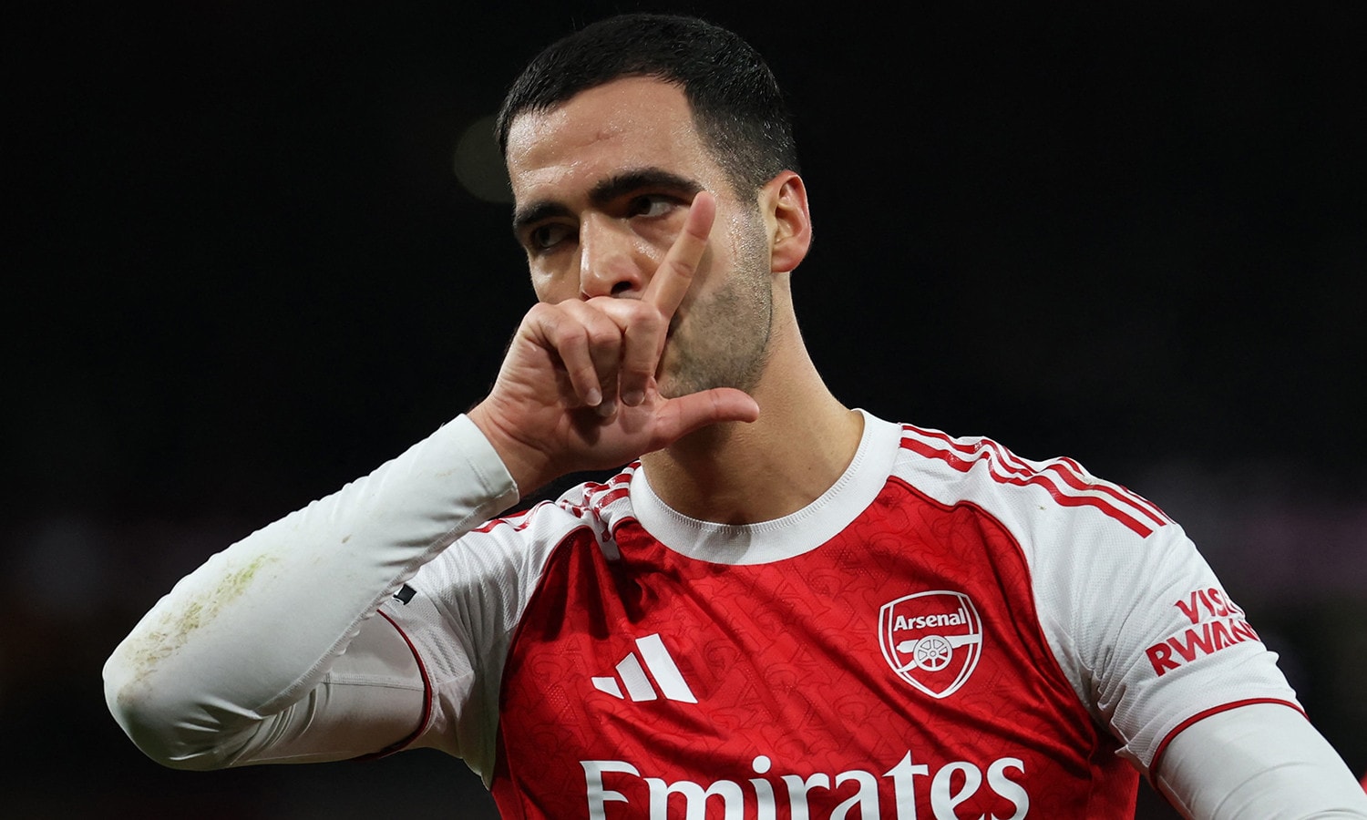 Arsenal đứng đầu bảng xếp hạng Champions League (Cúp C1).