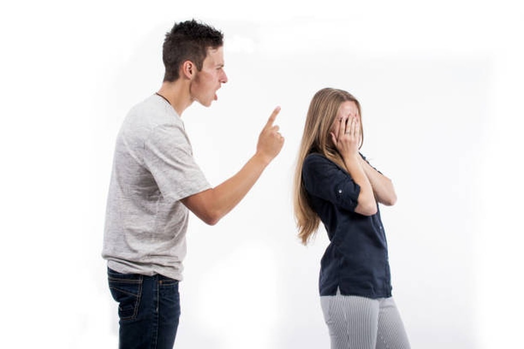 Xin về ngoại ăn Tết, chồng nói một câu khiến tôi muốn ly hôn - 1