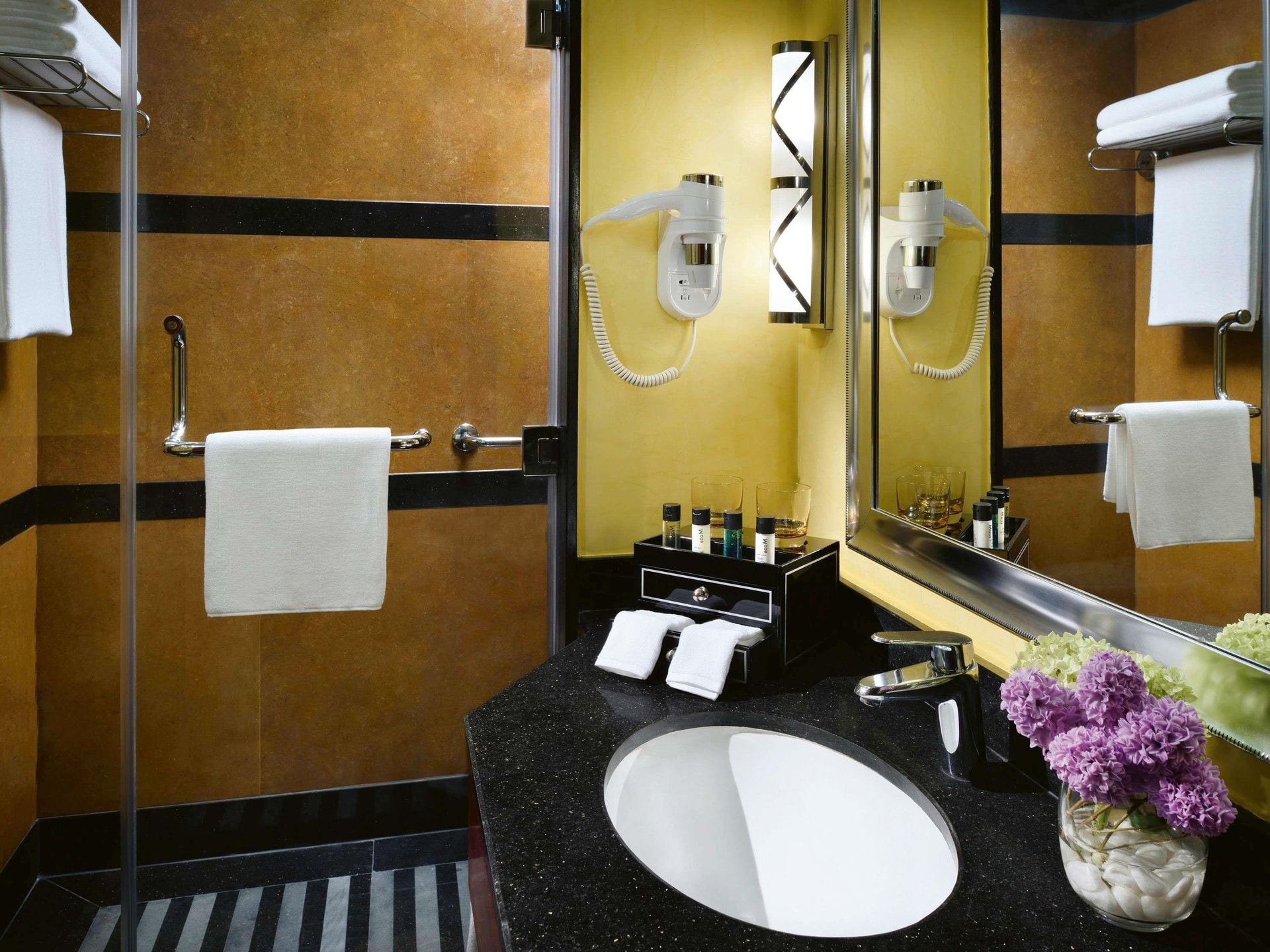 Bên trong khách sạn 5 sao nơi U23 Việt Nam chọn làm “đại bản doanh” - 12 Bên trong khách sạn 5 sao nơi U23 Việt Nam chọn làm “đại bản doanh” - 12