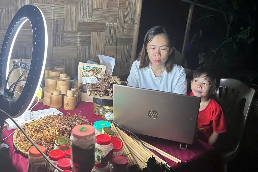 Những “nông dân số” nói không với ra chợ và tiền mặt - 2