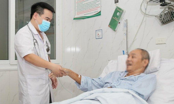 Bệnh nhân thoát chết sau khi được can thiệp mạch. Ảnh: Bệnh viện cung cấp