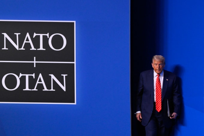 Tổng thống Mỹ Donald Trump chuẩn bị họp báo tại hội nghị thượng đỉnh NATO ở The Hague, Hà Lan tháng 6/2025. Ảnh: AFP