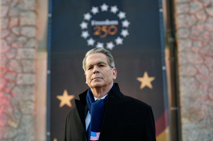 Bộ trưởng Tài chính Mỹ Scott Bessent tại Davos, Thụy Sĩ, ngày 19/1. Ảnh: AP