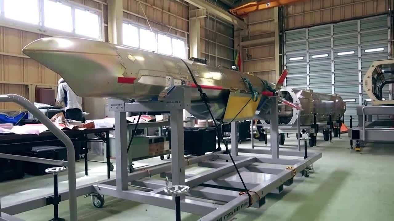 Tên lửa Nhật phô diễn khả năng nhào lộn khi lao đến mục tiêu