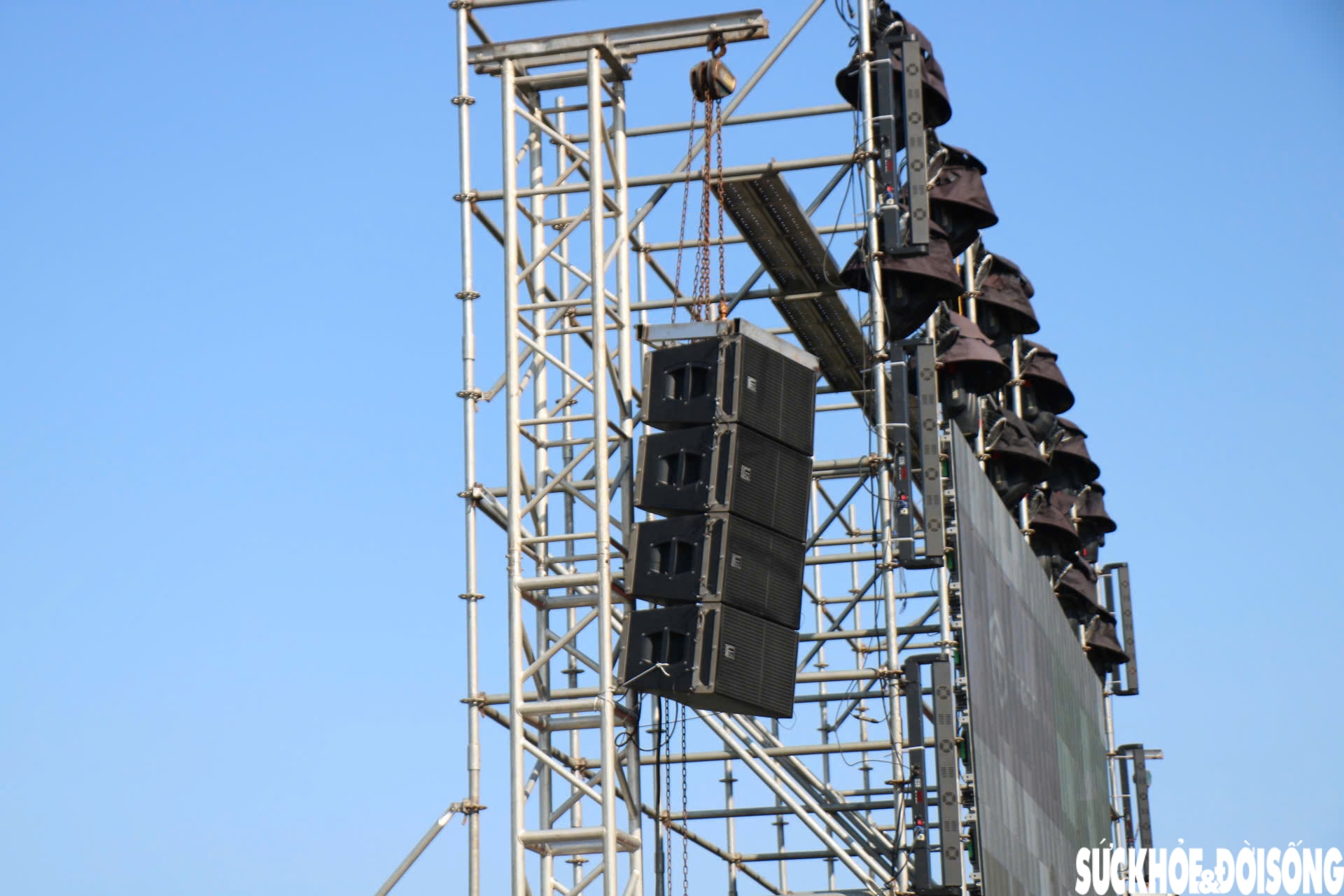 Cận cảnh màn hình LED 'khủng' ở Huế tiếp lửa U23 Việt Nam đấu U23 Trung Quốc- Ảnh 6.