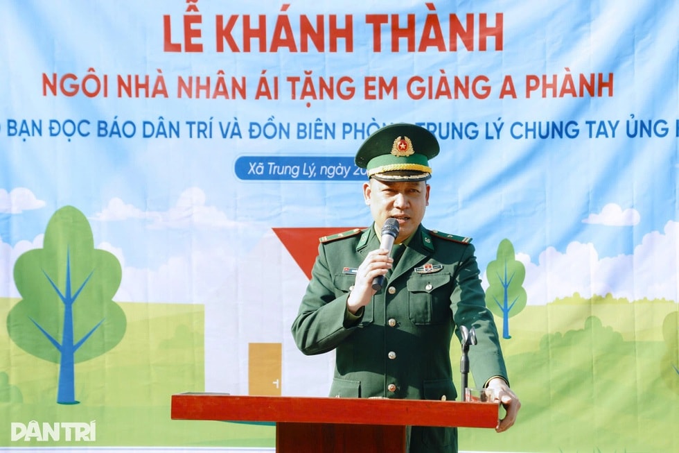 Ngôi nhà mới của cậu học trò mồ côi và nghĩa tình nơi biên giới - 4 Ngôi nhà mới của cậu học trò mồ côi và nghĩa tình nơi biên giới - 4