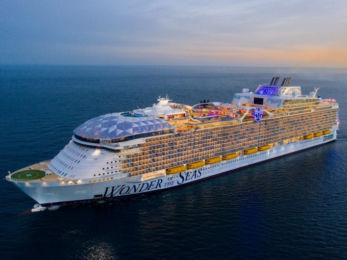 Du thuyền Wonder of the seas di chuyển trên biển. Ảnh: Cruise spotlight