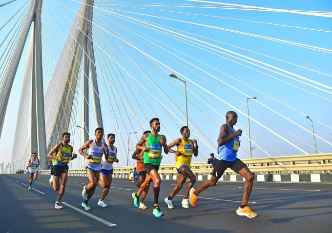 Các vận động viên tham dự giải Mumbai Marathon, năm 2024. Ảnh: India Times