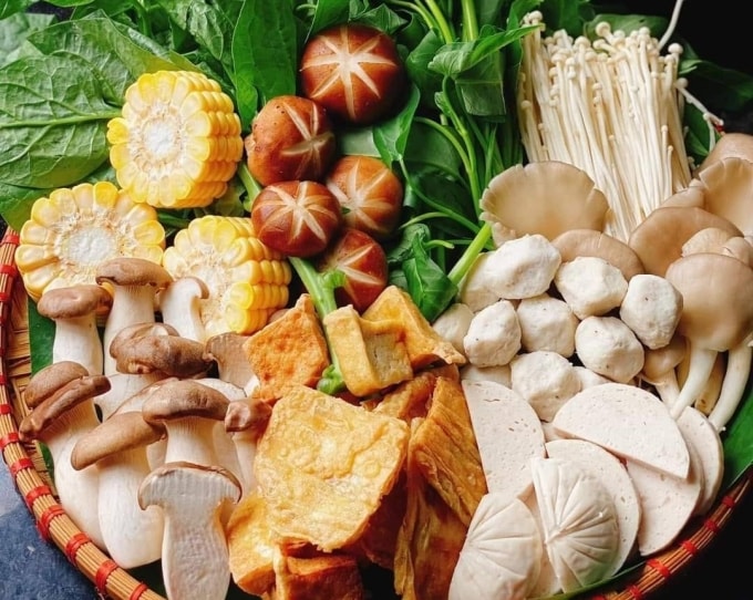 Các loại nấm giàu beta-glucan giúp giảm viêm, bảo vệ da và góp phần làm chậm quá trình lão hóa. Ảnh: Đình Diệu